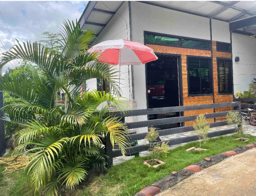 Kecai's Place Holiday home Digos